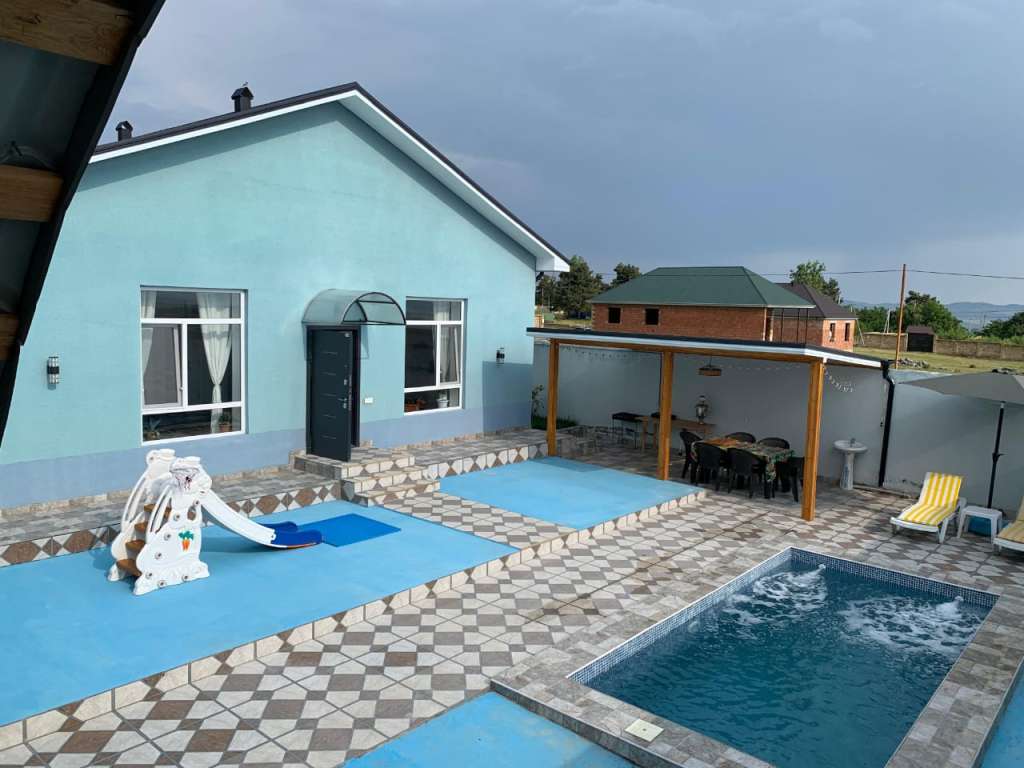 Oğuz Oğuz Rayonu, Azerbaijan Azərbaycanda günlük kirayə Həyət evi / Villa 170 AZN-a 3 otaqlı